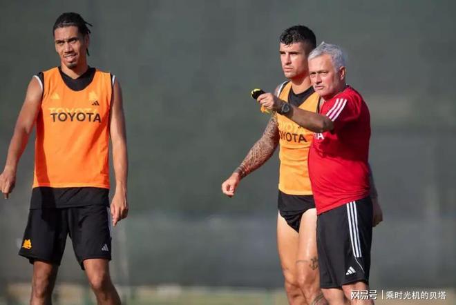 开云APP-冲刺阶段体能课后；浙江队更衣室发声备战欧联；管理层满意；训练强度明显提升的简单介绍